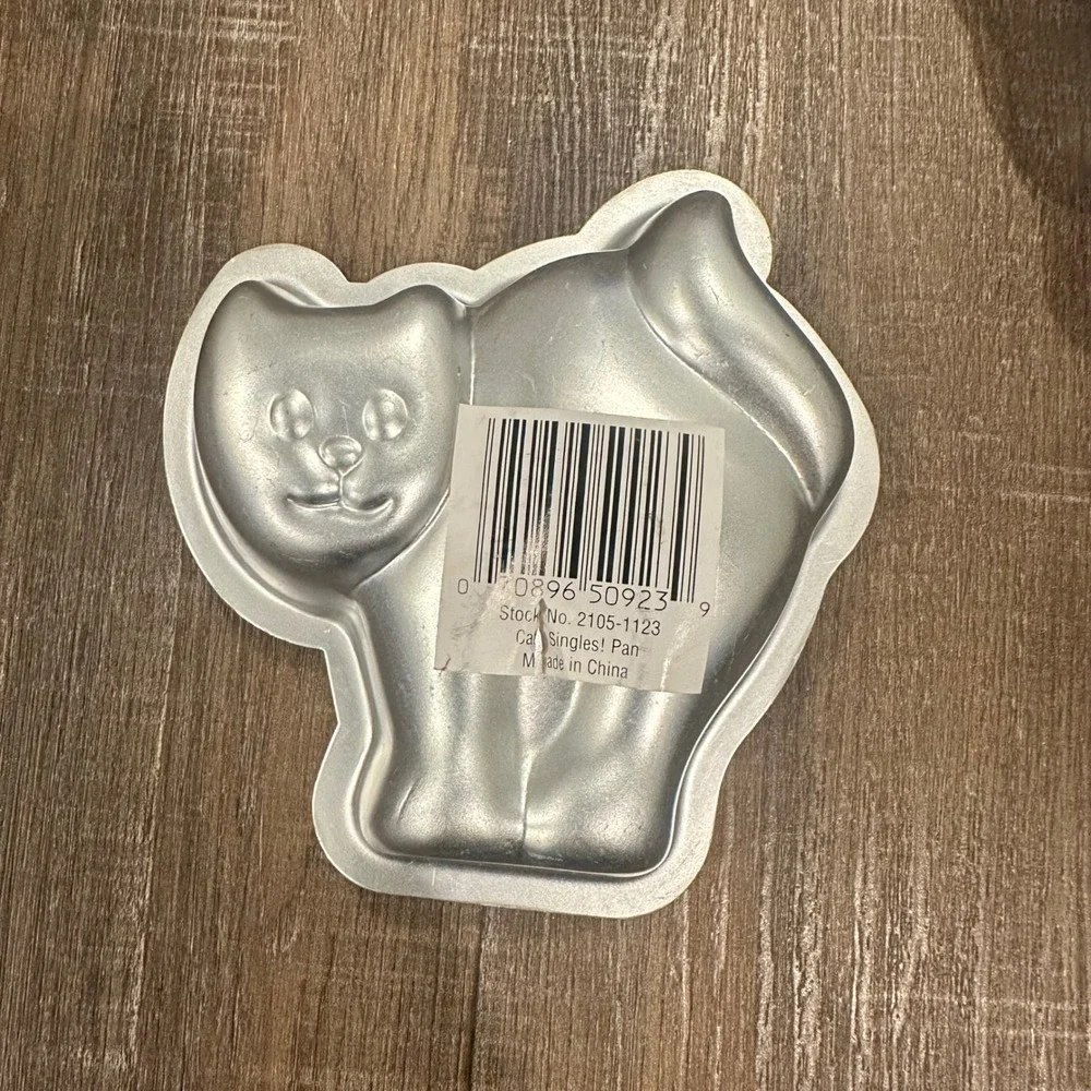 Wilton Cat Singles Mini Cake Pan Set of 3 Silver Halloween Baking Mold 2105-1123